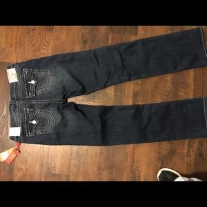 Woman’s NWT True Religion Slim Straight Jeans